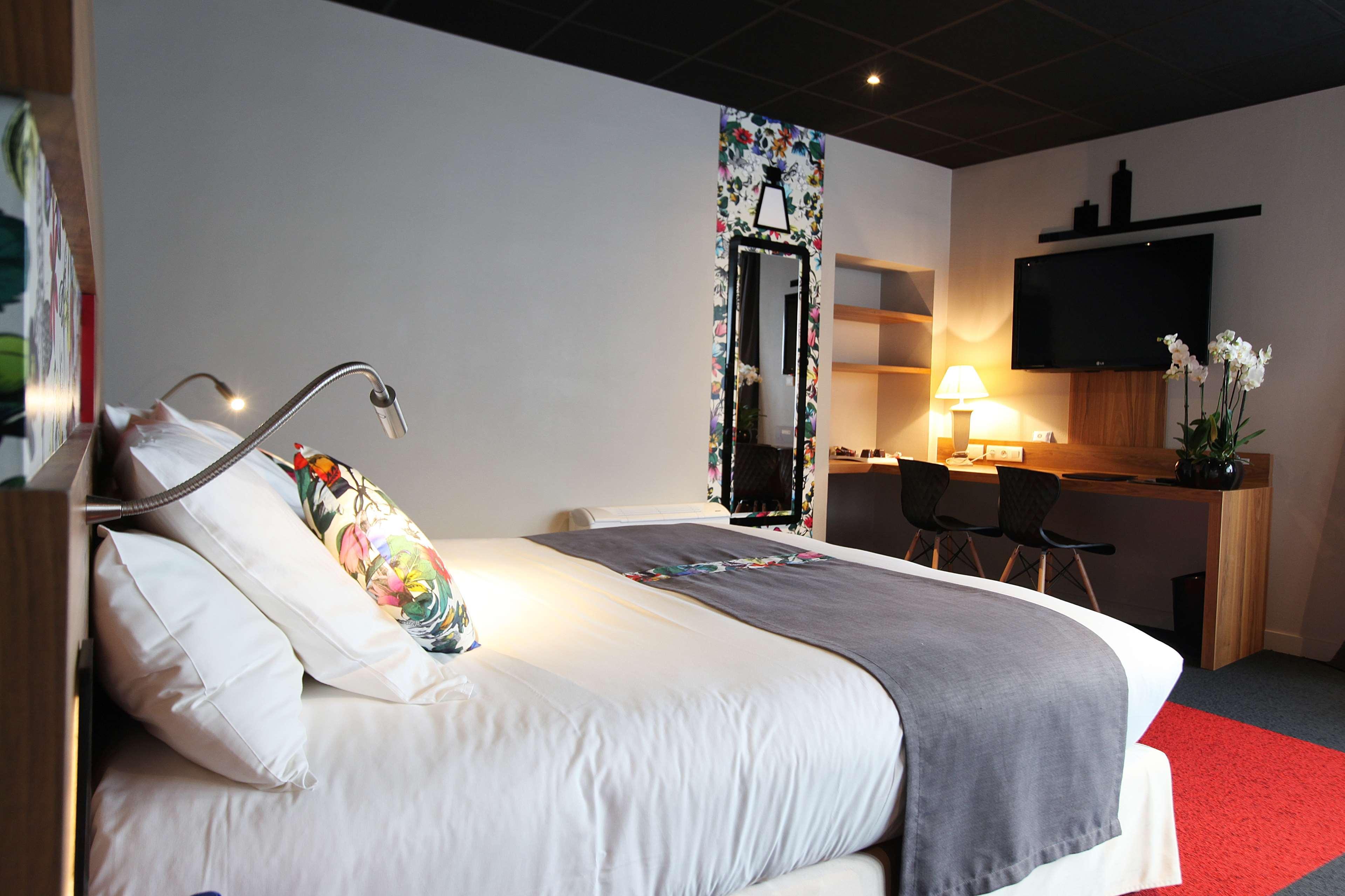 Best Western Hotel De Paris Laval  Ngoại thất bức ảnh