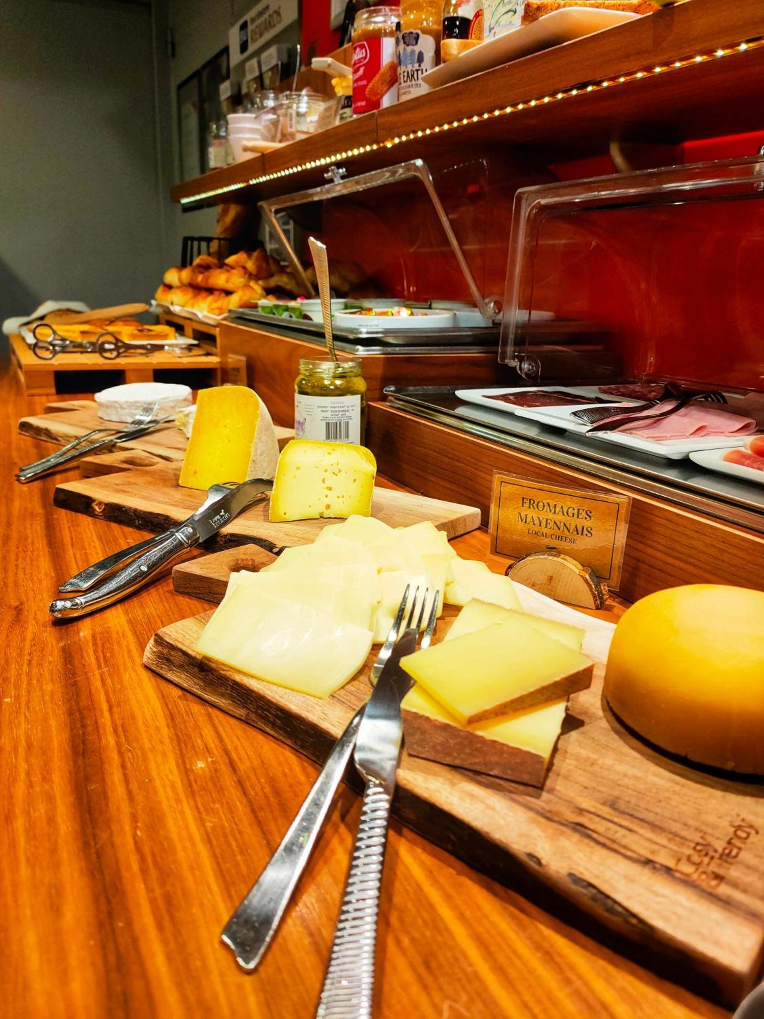 Best Western Hotel De Paris Laval  Ngoại thất bức ảnh