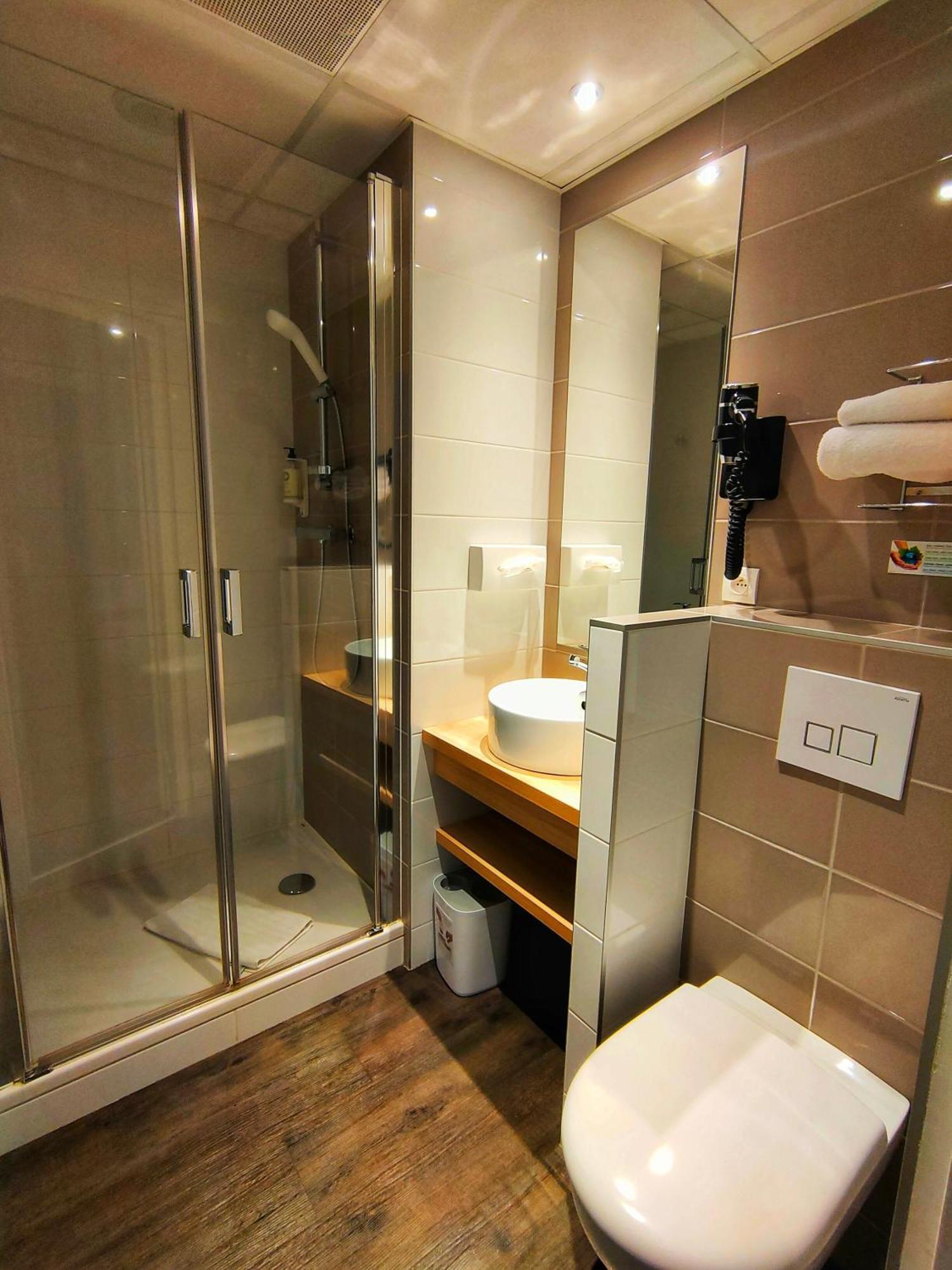 Best Western Hotel De Paris Laval  Ngoại thất bức ảnh