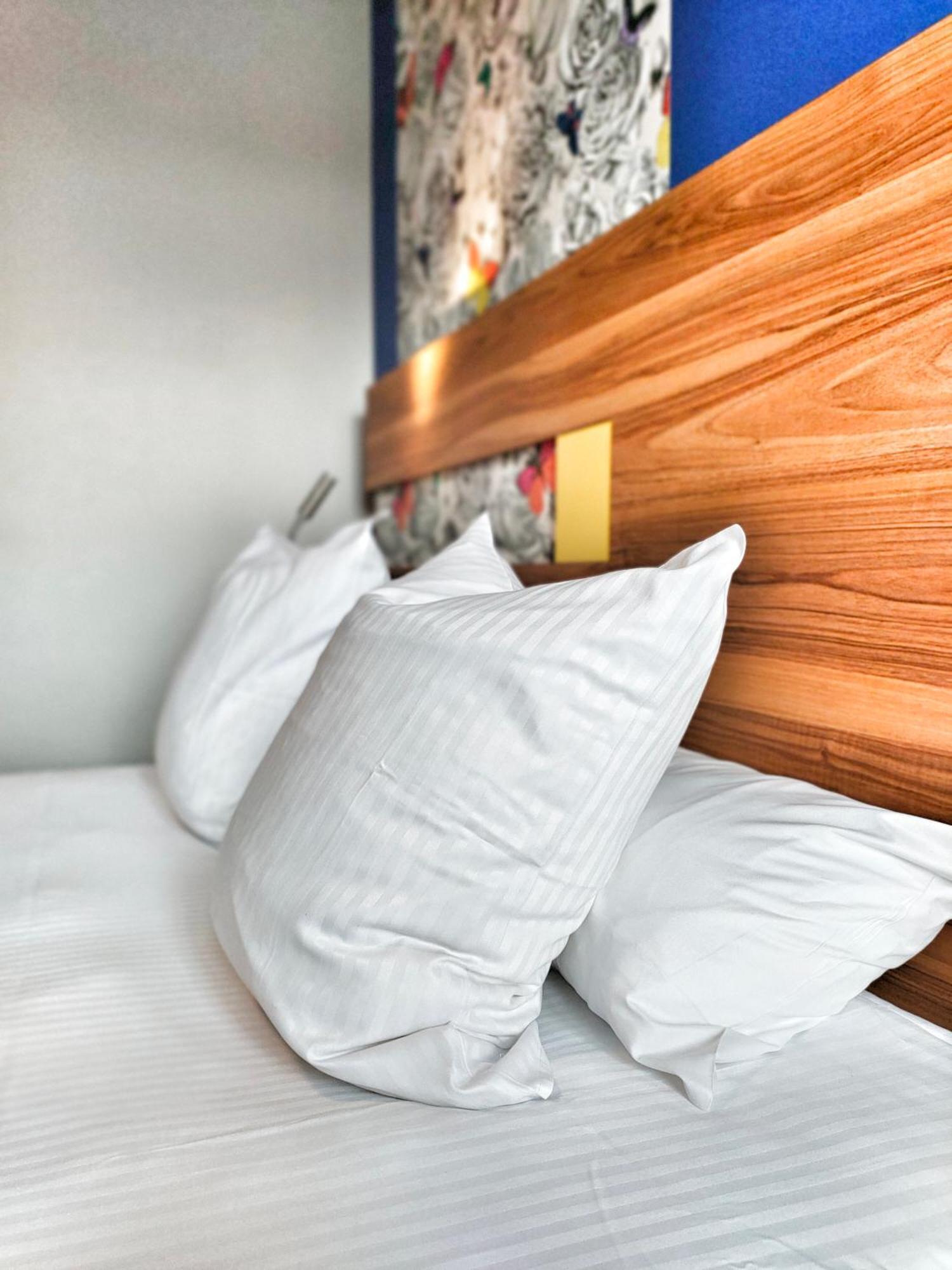 Best Western Hotel De Paris Laval  Ngoại thất bức ảnh